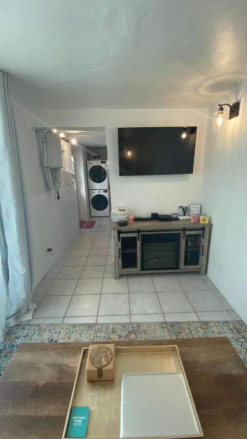 Sunset Paradise Oceanview 1-Bedroom Holiday Home Walking Distance To Beaches & Railway Trail Hamilton City Luaran gambar